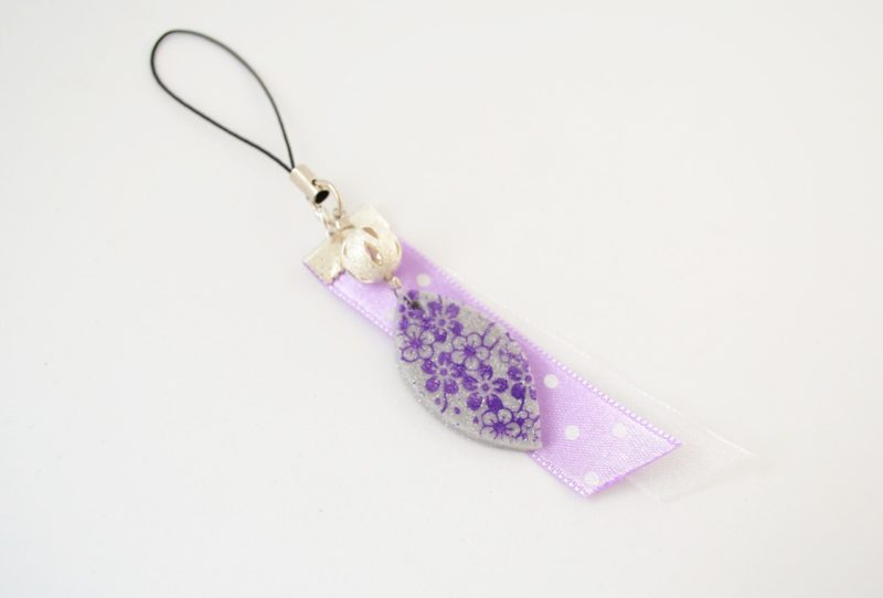 porte cles blanc violet sakura ruban perle fimo scaled 2
